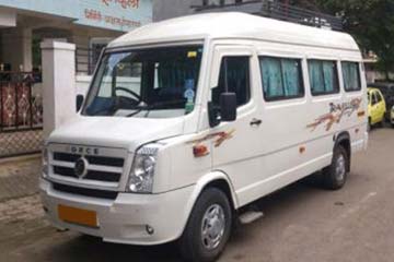 17 Seater Tempo Traveller Service