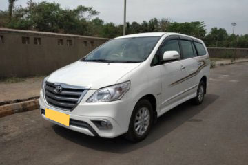 Innova Car Hire in Pathankot